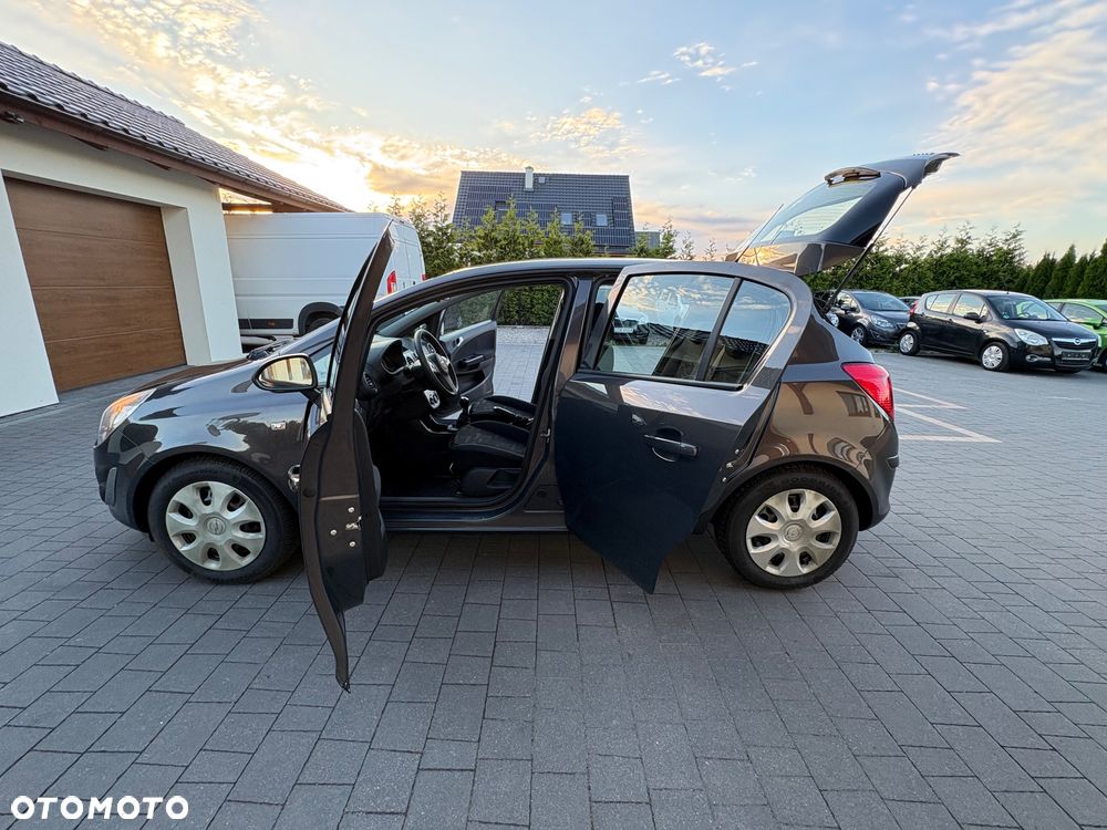 Opel Corsa 1.2 16V Edition / Active - 15
