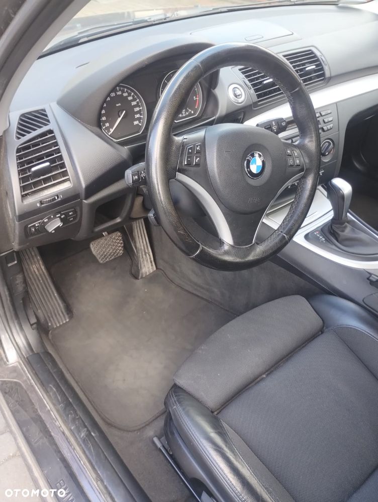 BMW Seria 1 - 15