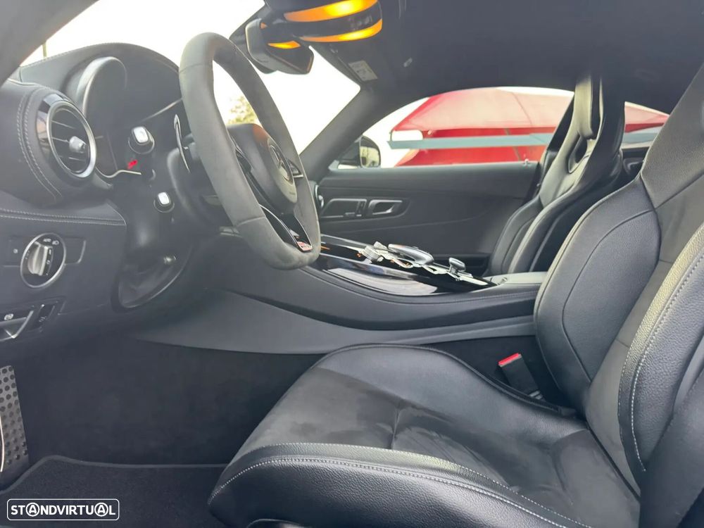 Mercedes-Benz AMG GT - 22