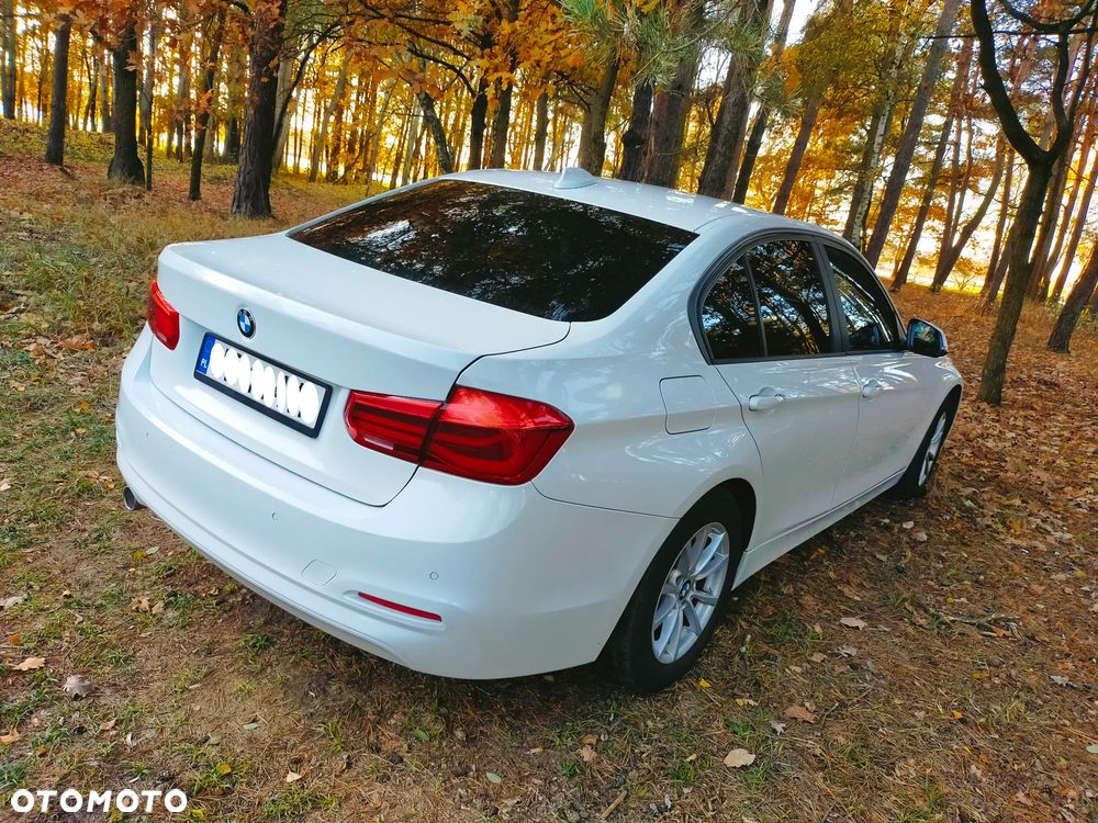 BMW Seria 3 318i Advantage - 10