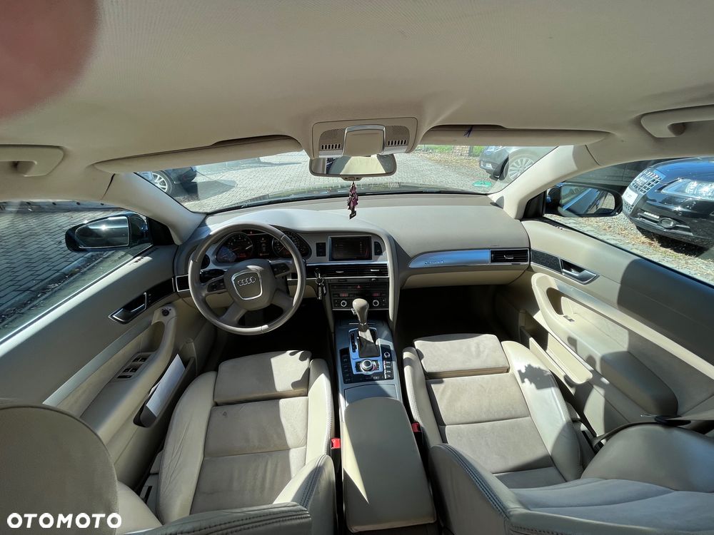 Audi A6 - 6