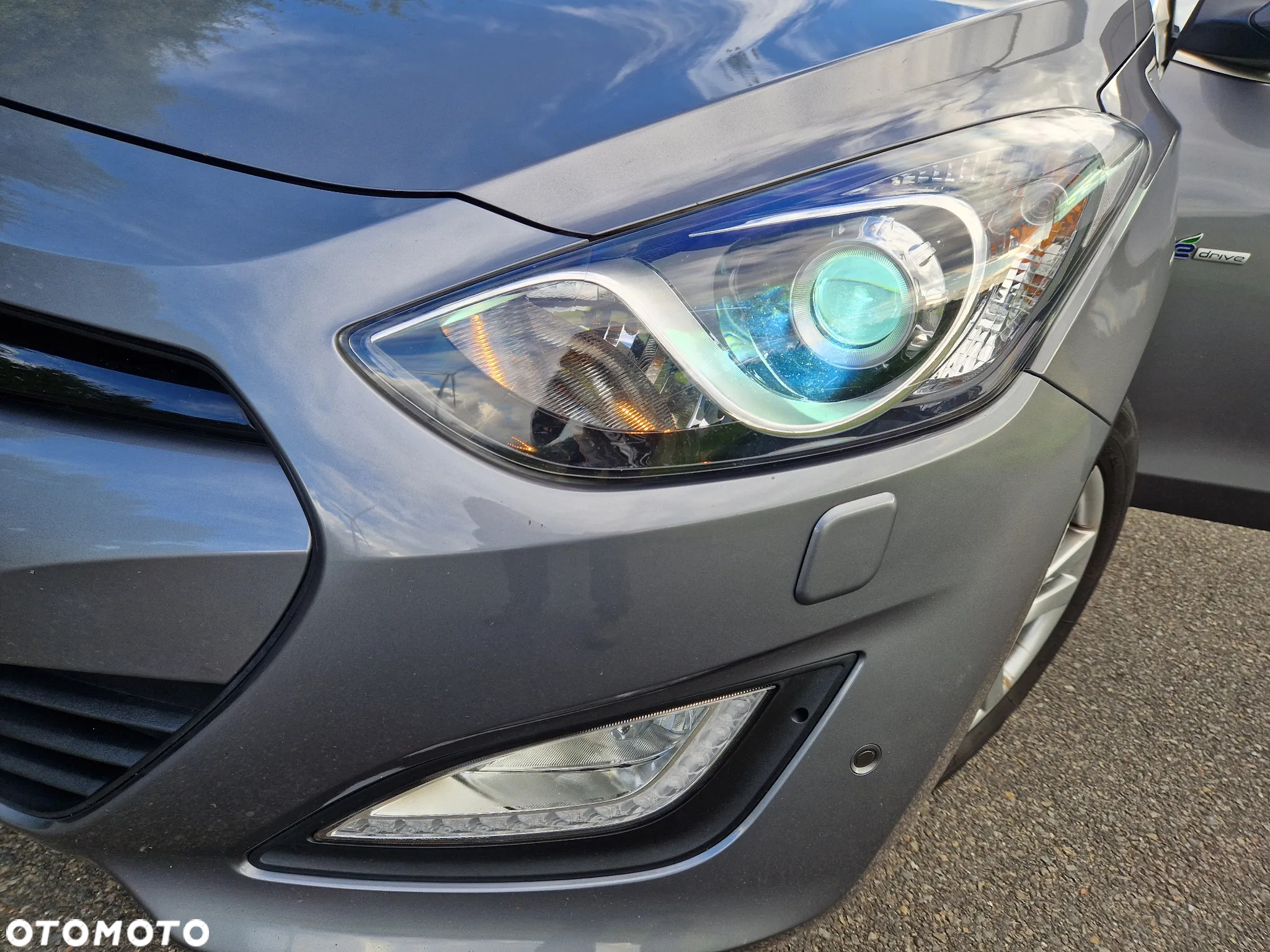Hyundai i30 blue 1.6 CRDi Trend - 10