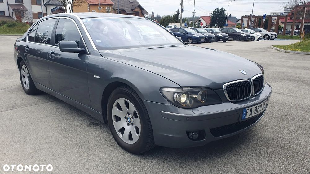 BMW Seria 7 740i - 2