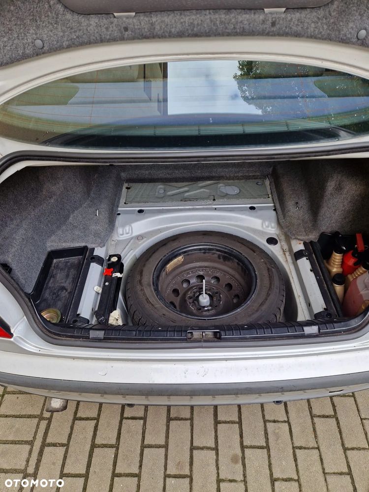 BMW Seria 3 - 12