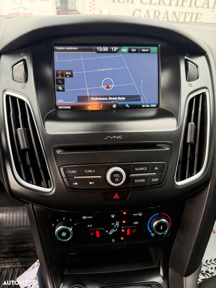 Ford Focus - 17