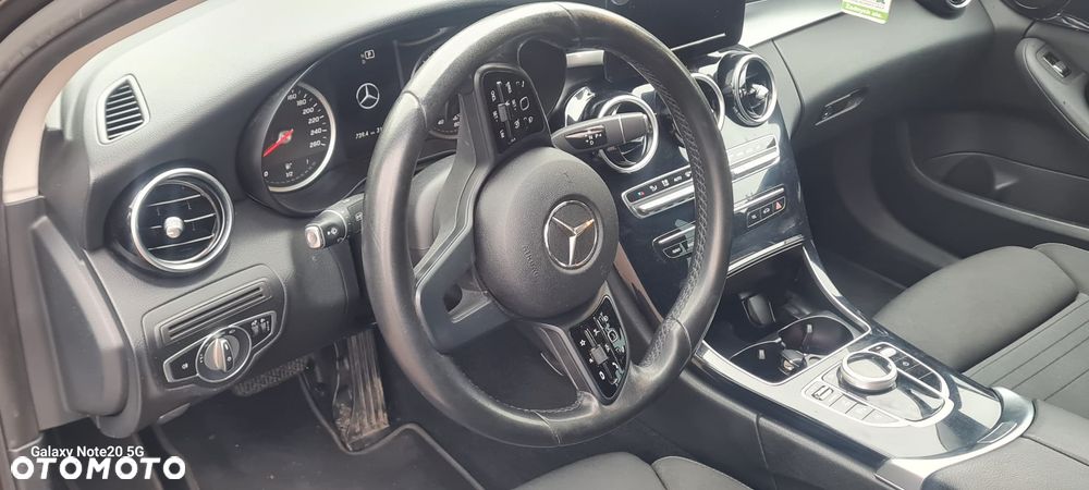 Mercedes-Benz Klasa C 220 d 4MATIC 9G-TRONIC - 13