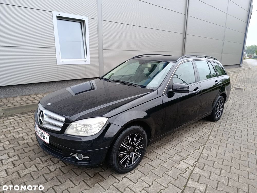 Mercedes-Benz Klasa C 200 CDI DPF (BlueEFFICIENCY) Elegance - 2