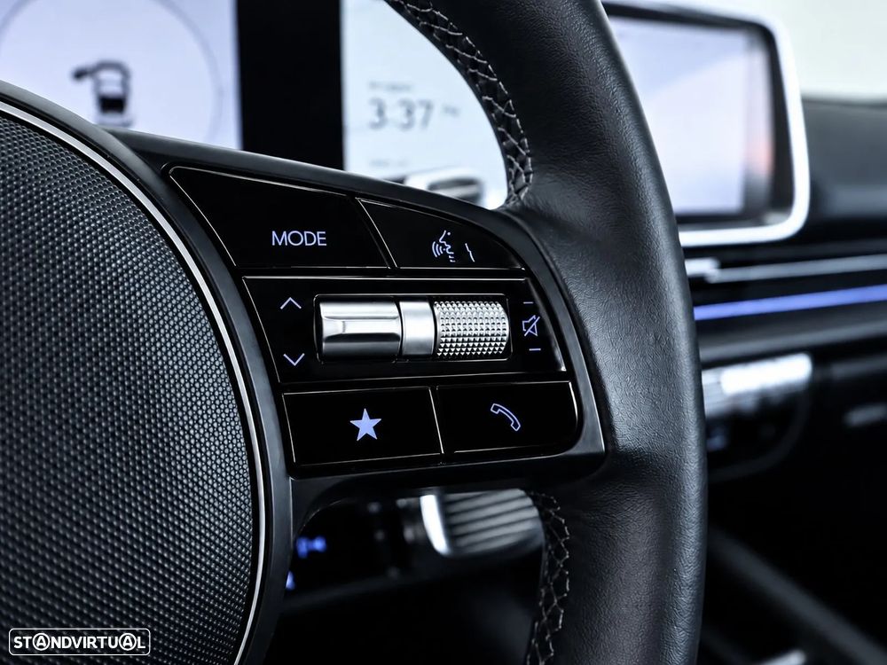 Hyundai Ioniq 6 77,4 kWh Uniq - 52