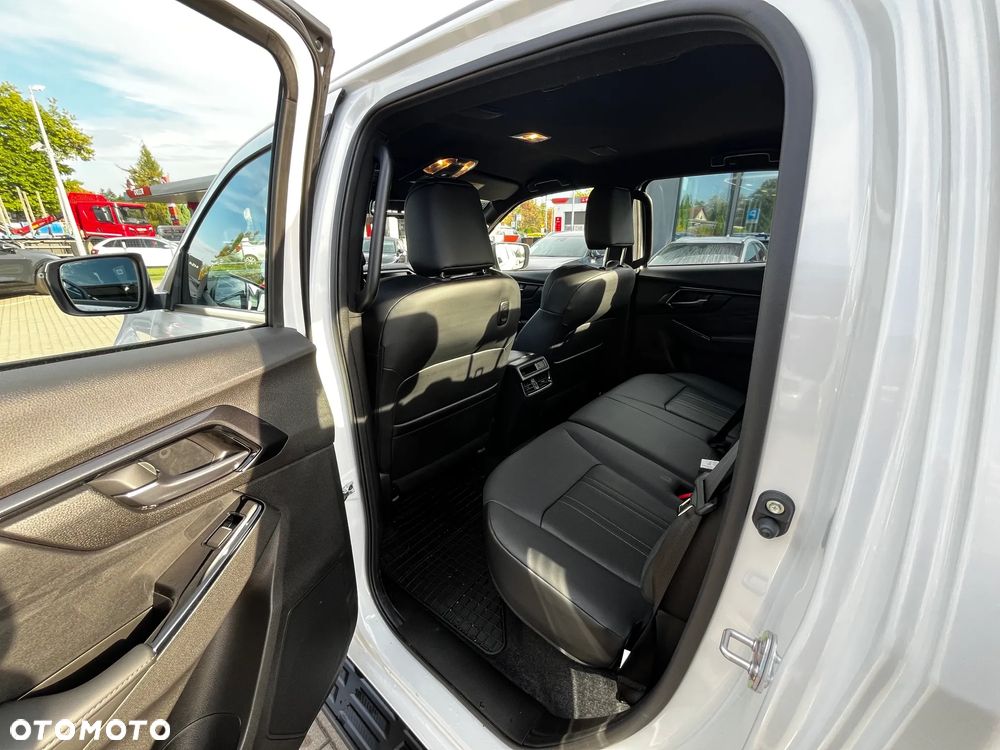 Isuzu D-Max - 8