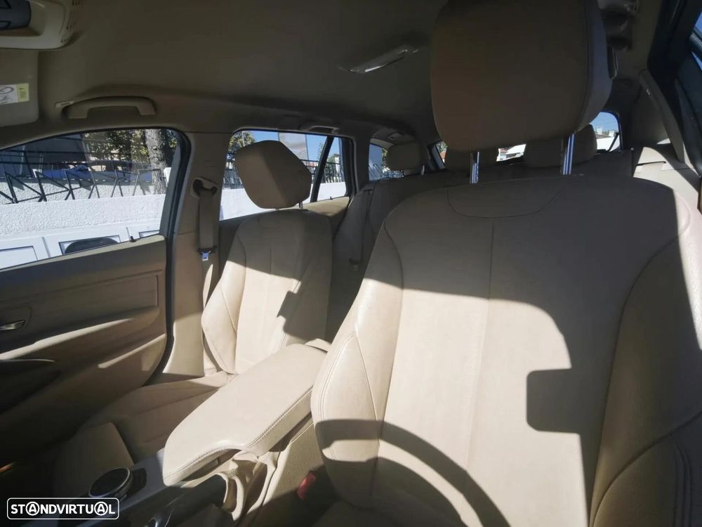 BMW 320 d Aut. Blue Performance Modern Line - 13