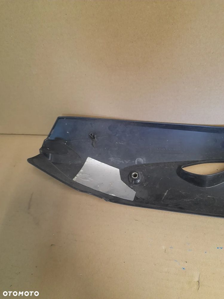 = YAMAHA TRICITY 125 Osłona wydechu tłumika owiewka - 8