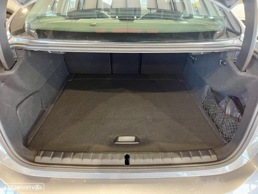 BMW 216 Gran Coupé - 30