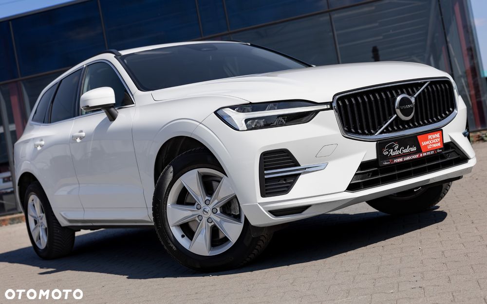 Volvo XC 60 B4 D Geartronic Momentum Pro - 4