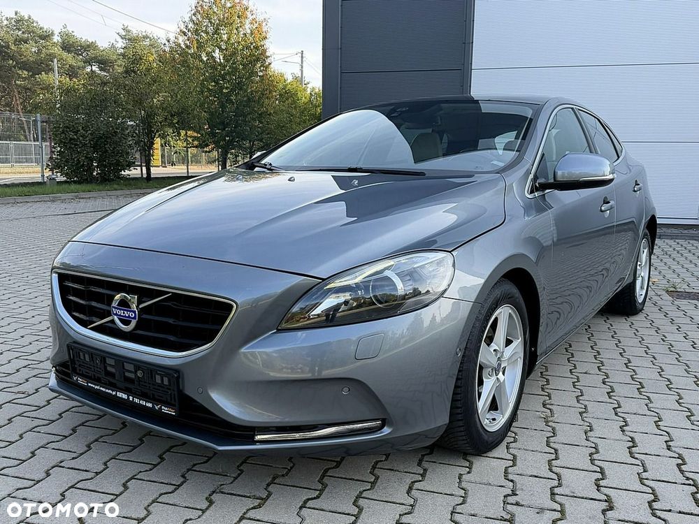 Volvo V40 - 2