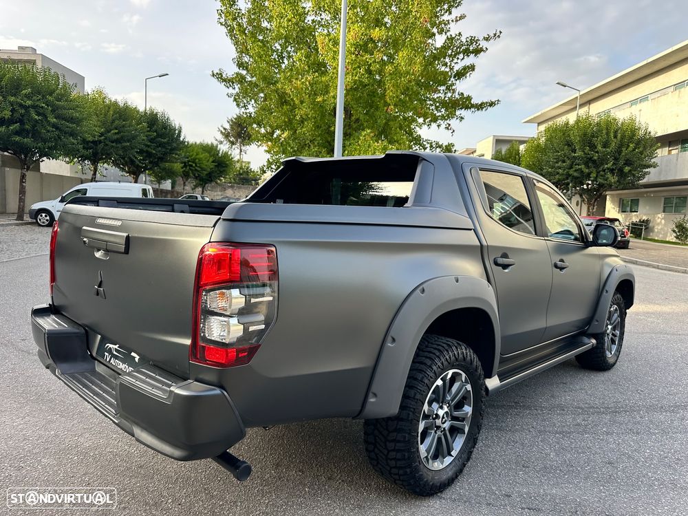 Mitsubishi L200 - 15