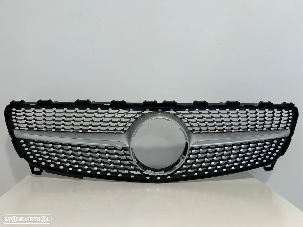 Grelha Frontal Mercedes CLA W117 Look Diamond Silver - 1