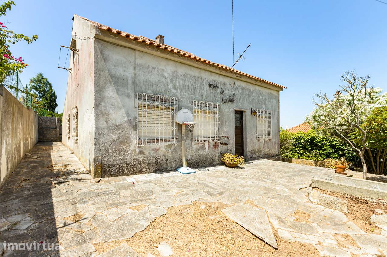Moradia Isolada com Jardim, Miradouro Privado e Vista Desafogada em Qu - Grande imagem: 3/25