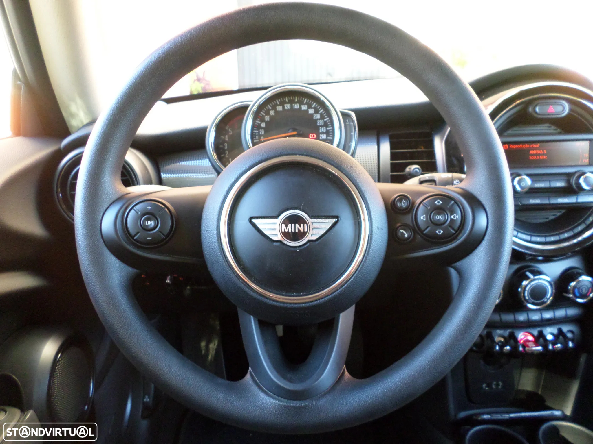 MINI 3 Portas Cooper D - 5