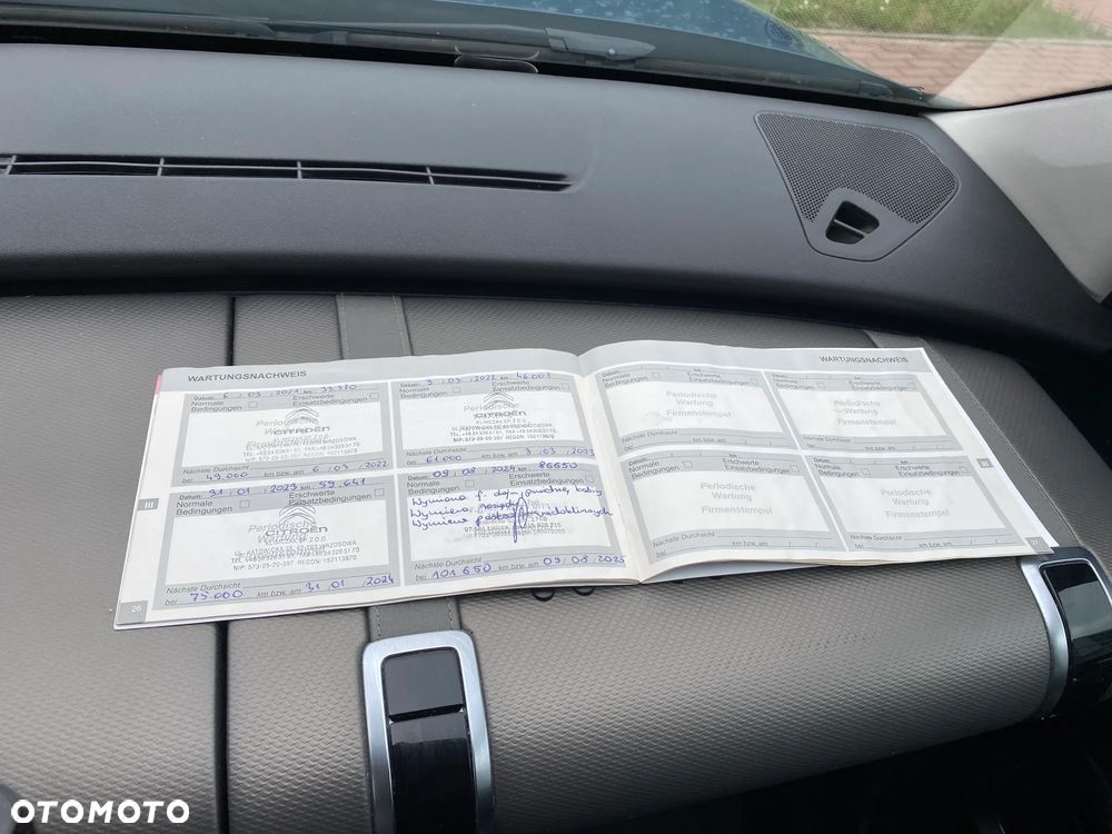 Citroën C4 Cactus 1.2 PureTech Shine S&S - 25