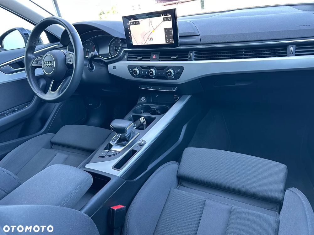 Audi A4 Avant - 11