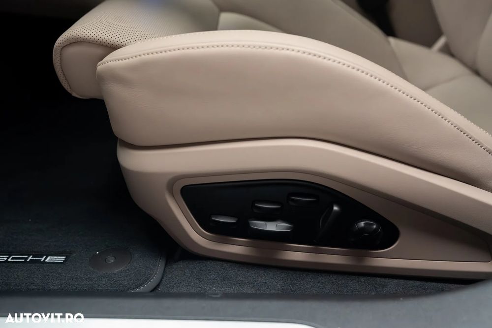 Porsche Taycan 4S Performancebatterie Plus - 34