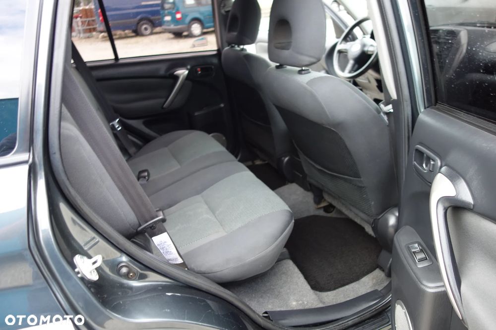 Toyota RAV4 2.0 VVT-i 4x4 - 21