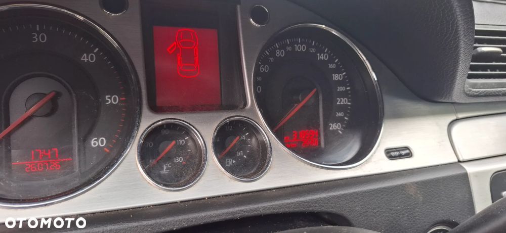Volkswagen Passat 2.0 TDI Comfortline - 10