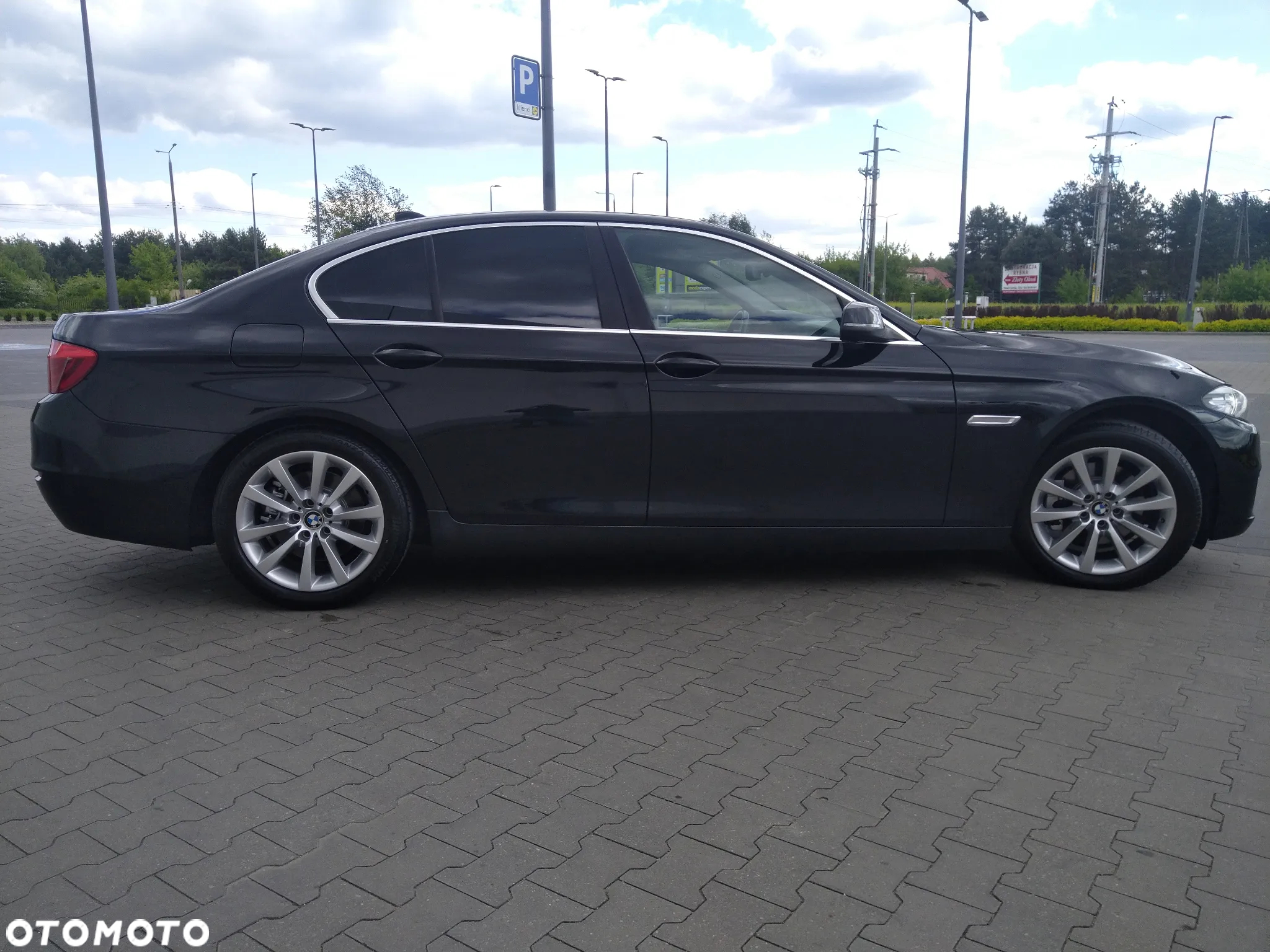 BMW Seria 5 520d xDrive - 20