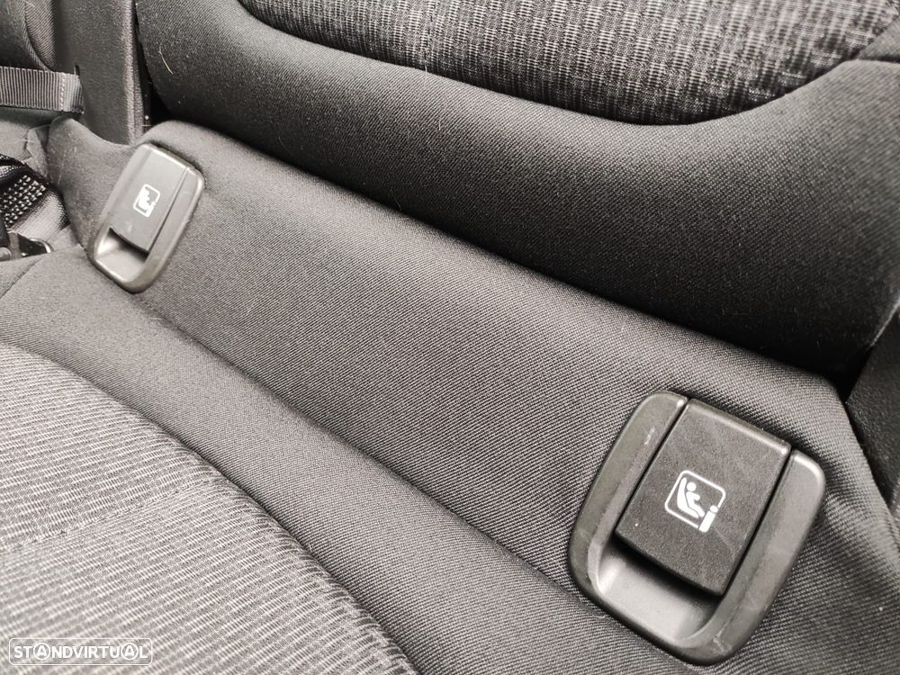 BMW X1 16 d sDrive Advantage - 21