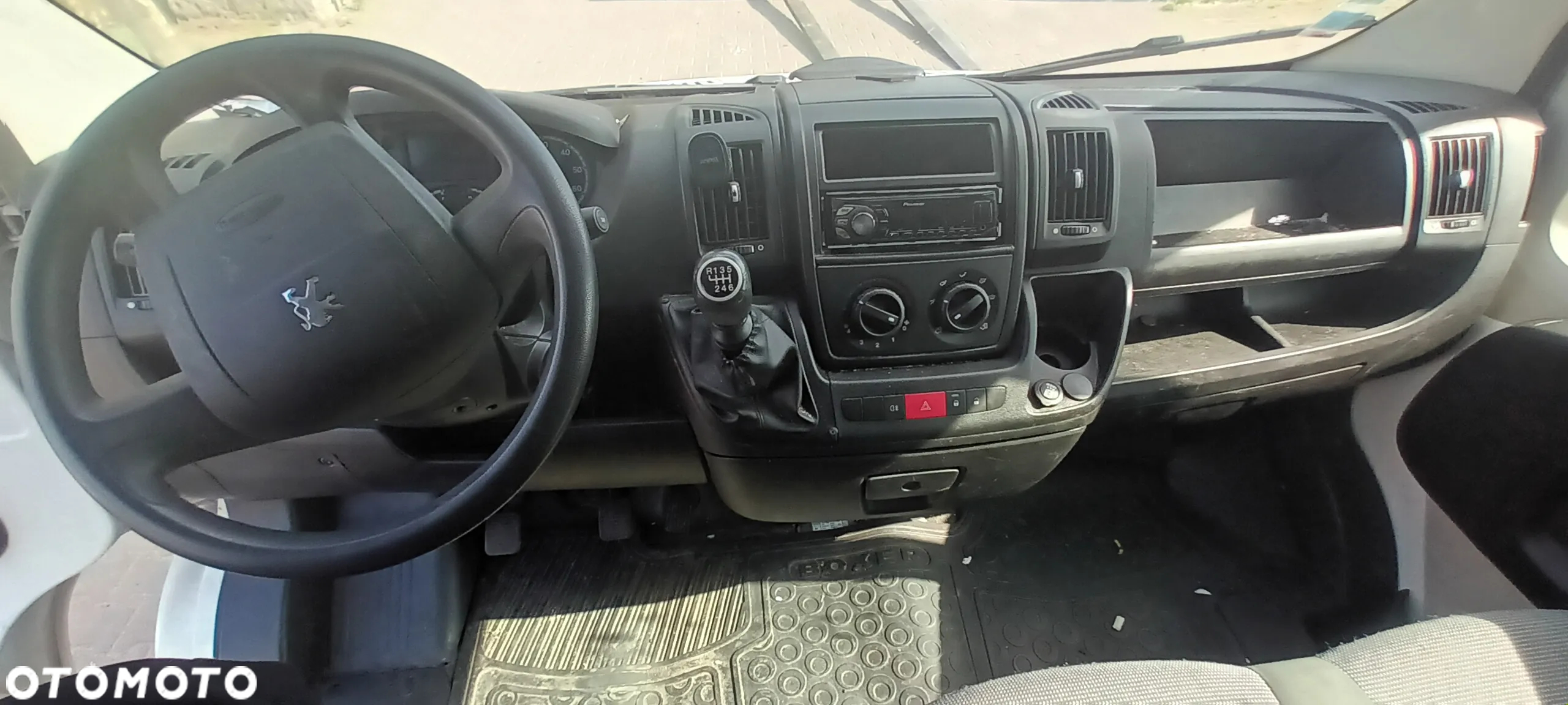 Peugeot BOXER FOURGON - 18