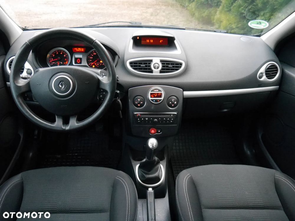 Renault Clio 1.2 16V 75 Dynamique - 15