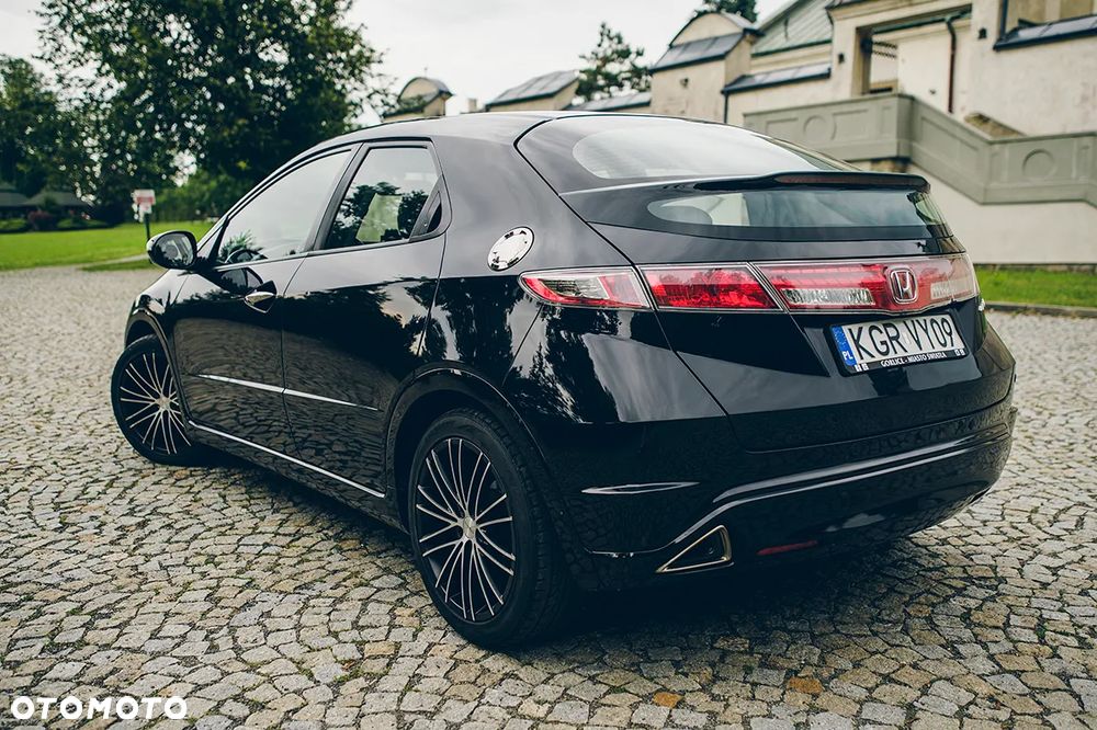 Honda Civic 1.8 Sport - 11