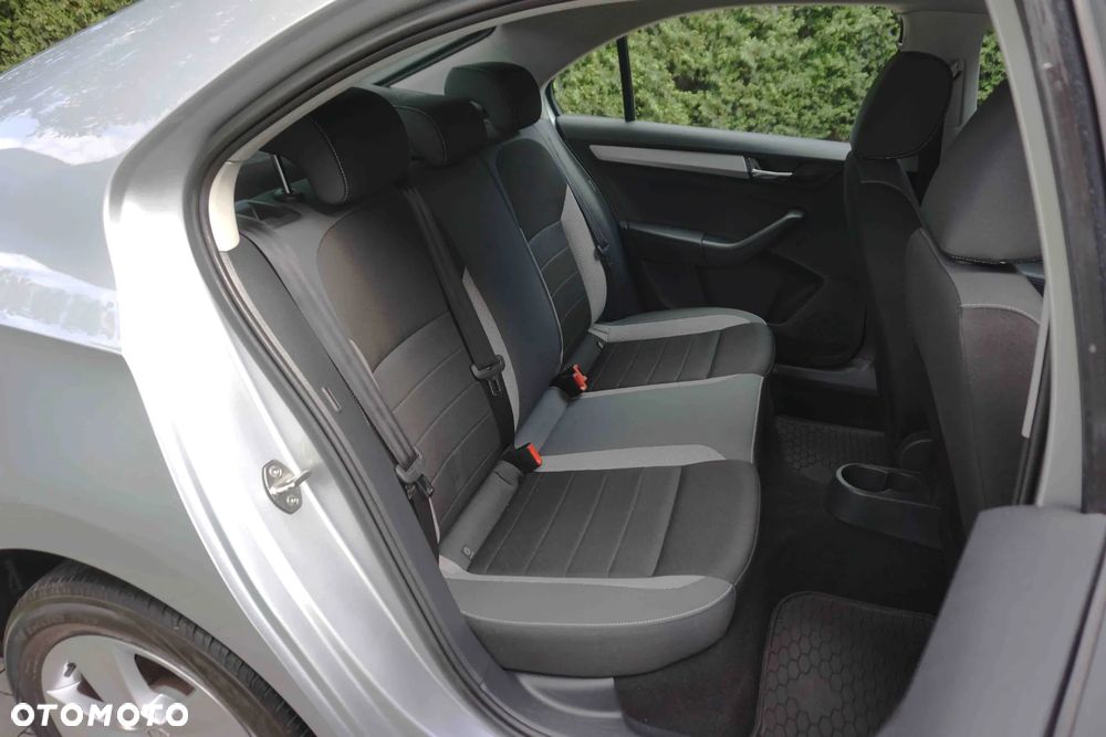 Skoda RAPID 1.0 TSI Ambition - 21