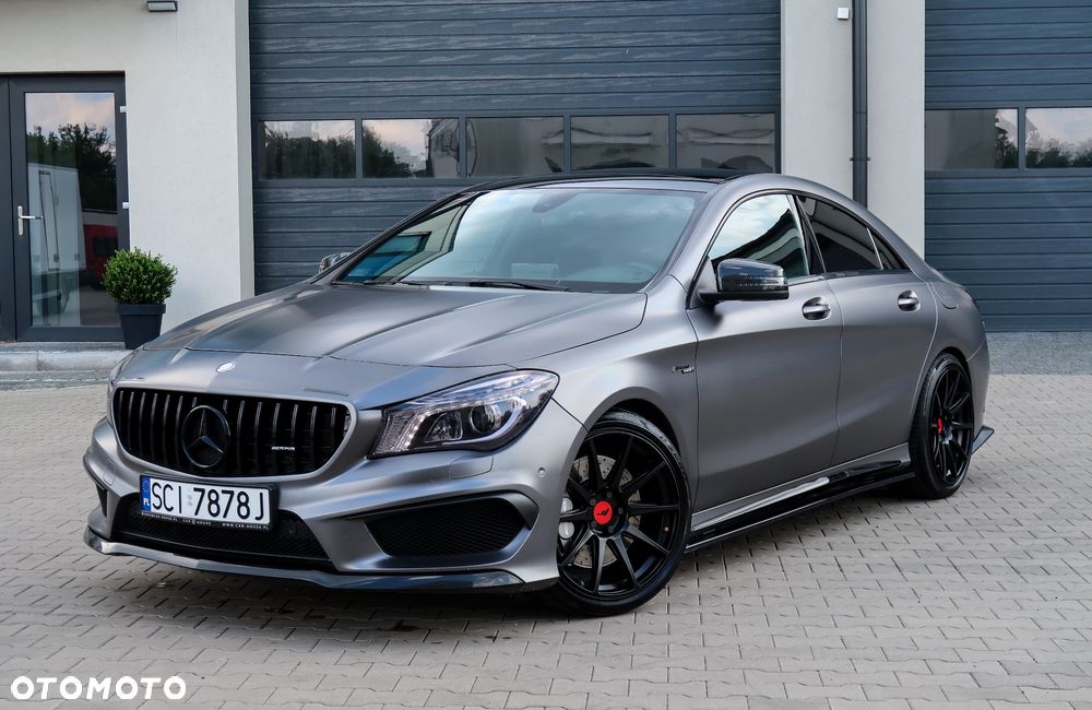 Mercedes-Benz CLA AMG 45 4-Matic - 4