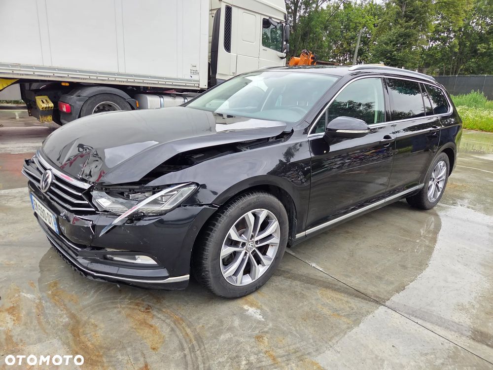 Volkswagen Passat Variant 2.0 TDI DSG (BlueMotion Technology) Highline - 11