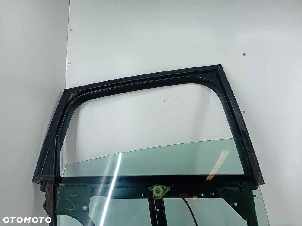 PODNOŚNIK SZYBY PRAWY TYŁ Z STELAŻEM AUDI A2 8Z 8Z0839754 - 6