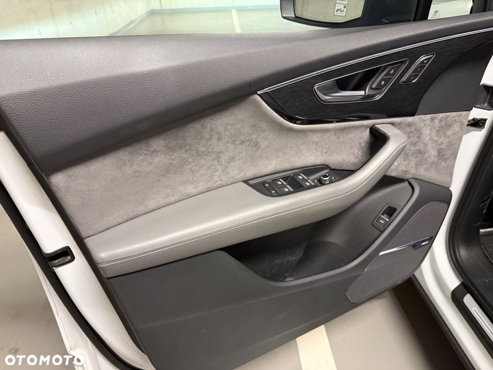 Audi SQ7 4.0 TDI Quattro Tiptronic - 16
