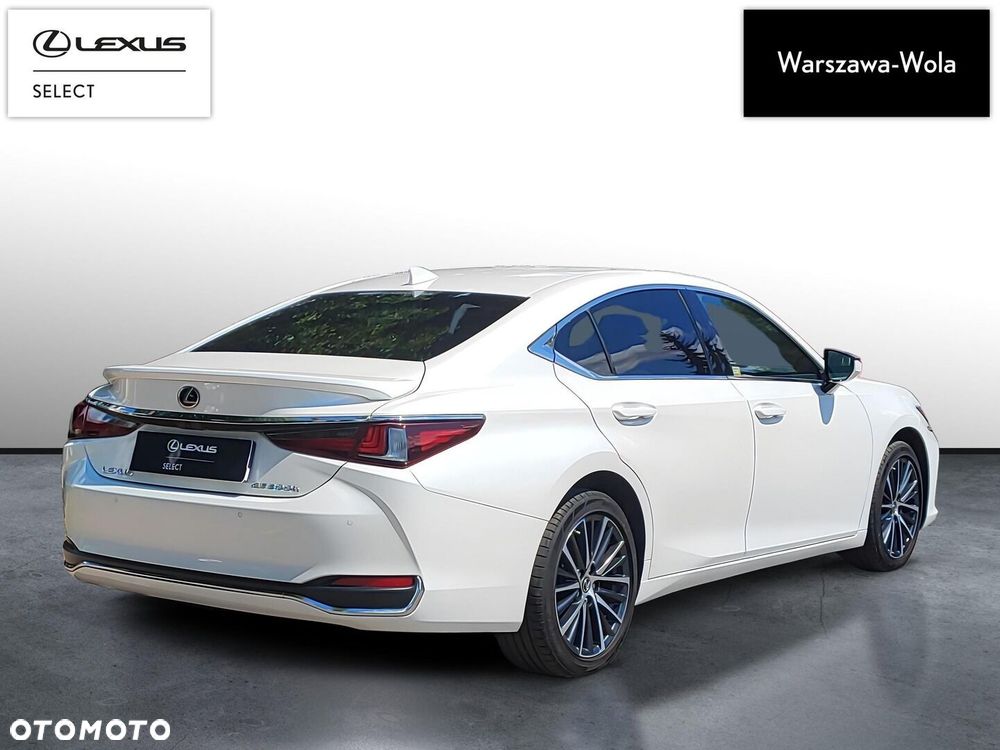 Lexus ES 300h Business Edition - 7