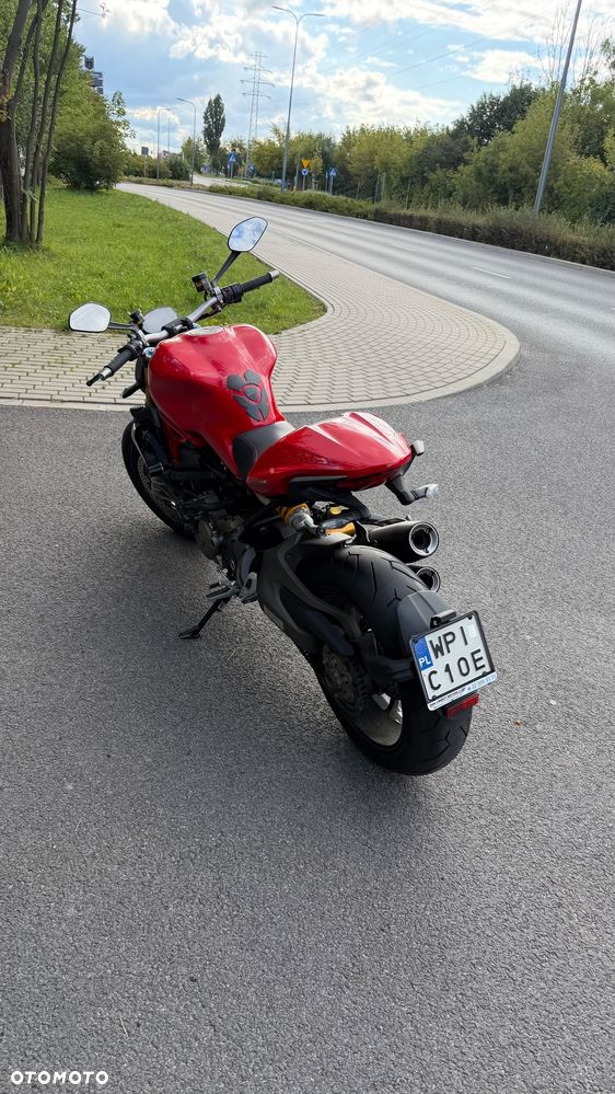 Ducati Monster - 5