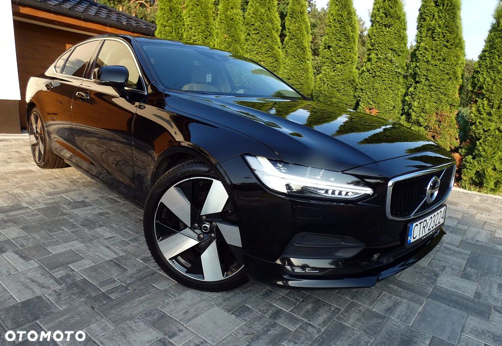 Volvo S90 D4 SCR Momentum Pro - 34