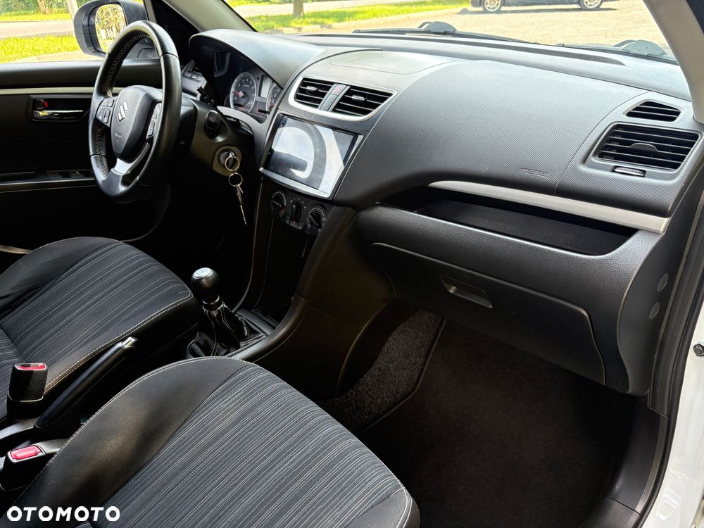 Suzuki Swift 1.2 Premium - 27
