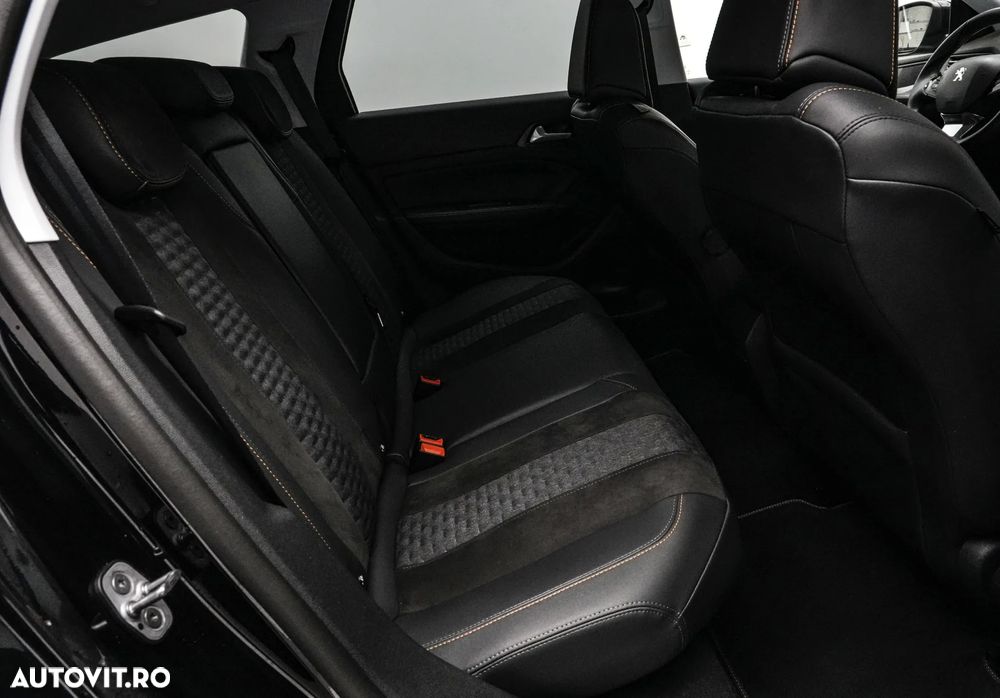 Peugeot 308 BlueHDi 130 EAT8 Black Edition - 16