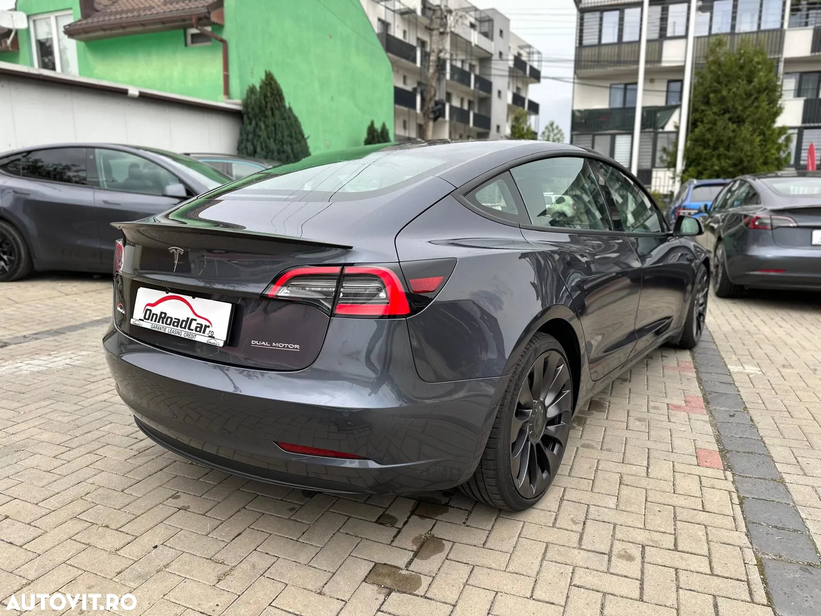 Tesla Model 3 Langstreckenbatterie Allradantrieb Dual Motor Performance - 4