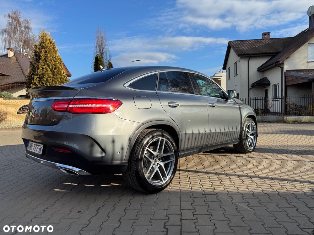 Mercedes-Benz GLE 400 4-Matic 9G-TRONIC - 12