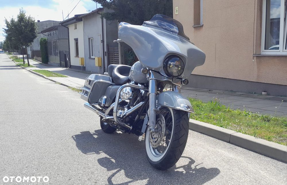 Harley-Davidson Touring Electra Glide - 4