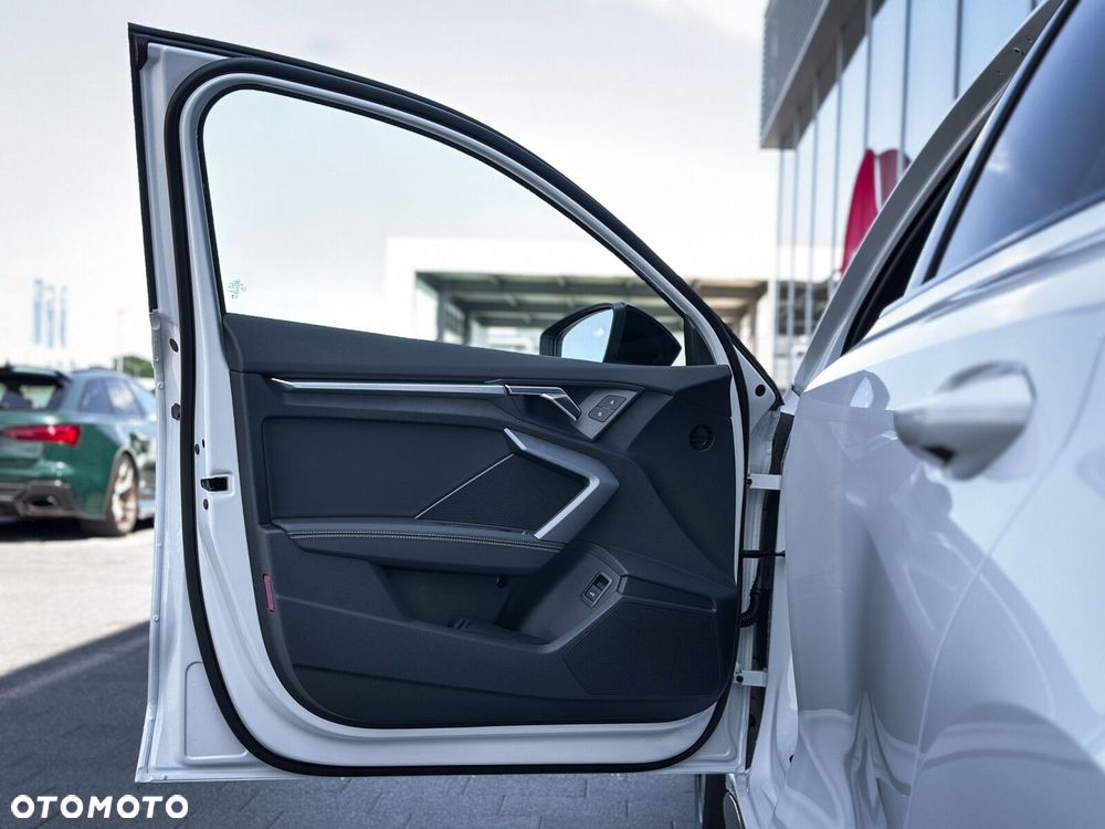 Audi A3 Sportback - 15