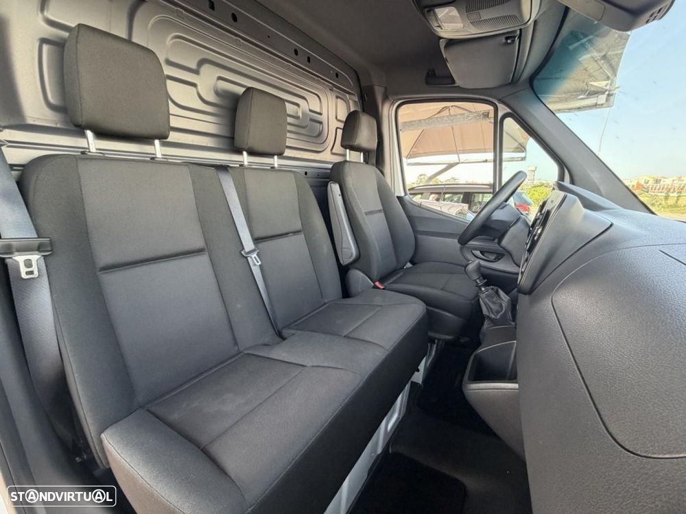 Mercedes-Benz Sprinter (VS30) 317CDi 43L 170cv - 14