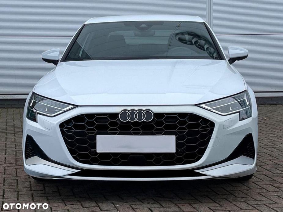 Audi A3 Limousine - 3