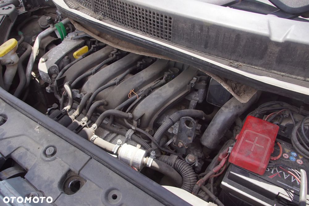 Auto na części - Renault Scenic II 2.0 16V 135 KM F4R770 ND0015 NV603 2005R Silnik Skrzynia Drzwi Maska Błotnik Klapa Zderzak Lampa Lusterko Klamka Szyba Deska Kokpit Sterownik Moduł Czujnik Licznik Wyświetlacz Panel Kierownica - 16