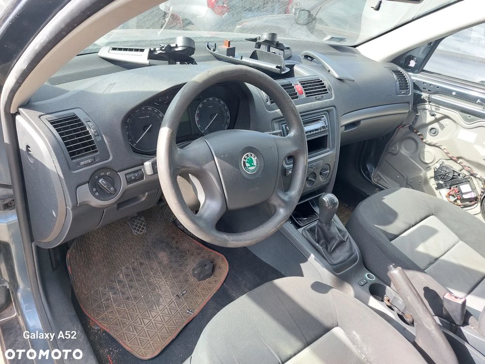 Zderzak SKODA OCTAVIA II 1,6B 06R. maska,lampy,drzwi,klapa..... - 6